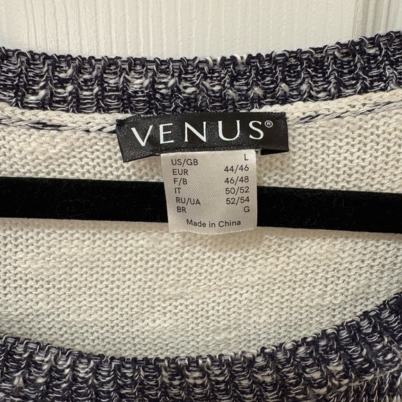 VENUS American Flag Patriotic Stars Stripes lightweight Sweater - Picture 3 of 8